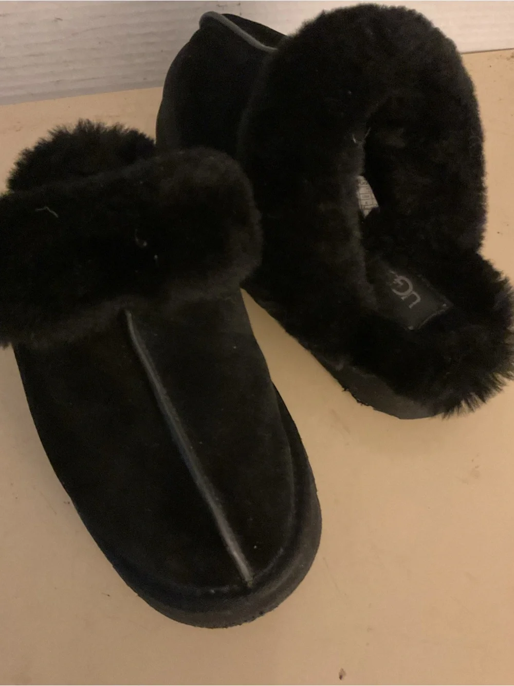 UGG women Black Suede fur platform slipper shoes US 6